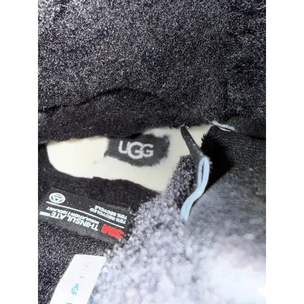 NWOB $400 UGG Adirondack II Women’s 1906 Snow Winter Boots Size 6M - Picture 9 of 10